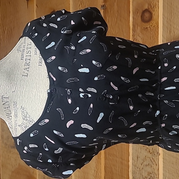 Feather dress size 10 - Picture 2 of 5